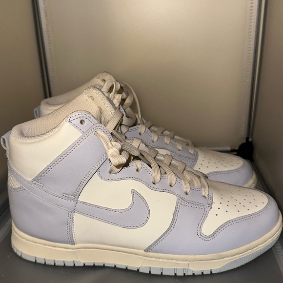 Women’s high top Nike Dunks (Gently Used) - Picture 1 of 6
